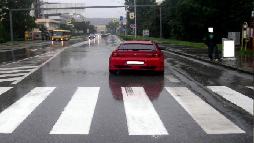 V Piešťanoch zrazil šofér dôchodkyňu na prechode pre chodcov